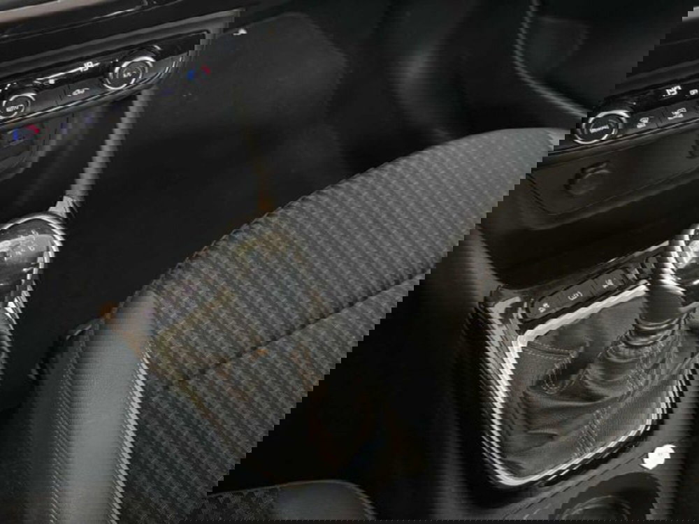 Opel Crossland X usata a Bologna (18)