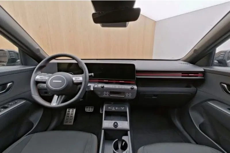 Hyundai Kona nuova a Bologna (4)