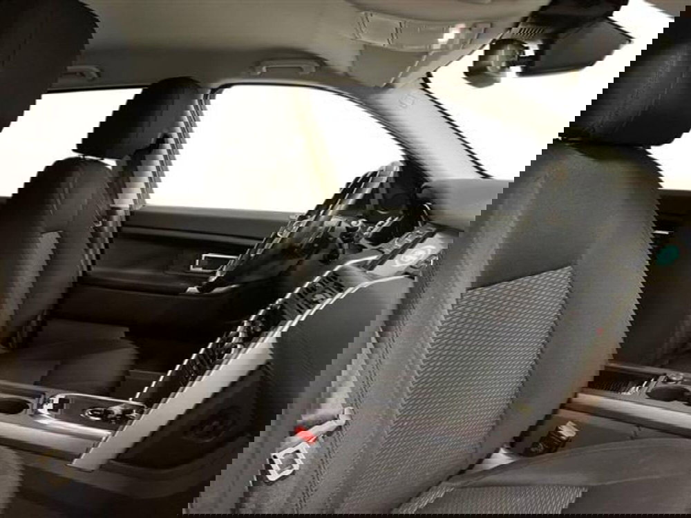 Land Rover Discovery Sport usata a Como (10)