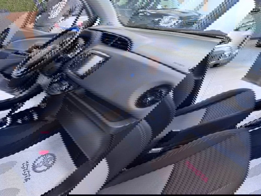 Toyota Yaris usata a Prato (7)