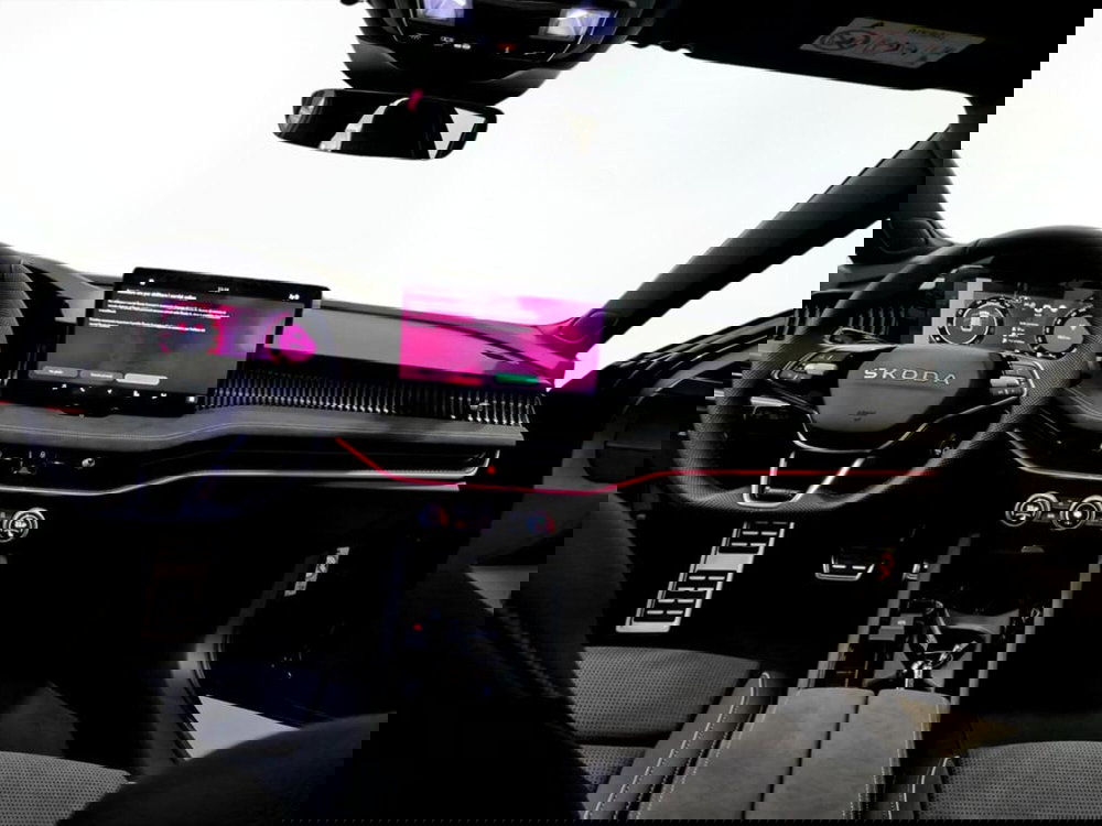 Skoda Superb Station Wagon nuova a Padova (13)