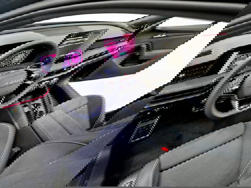 Skoda Superb Station Wagon nuova a Padova (14)