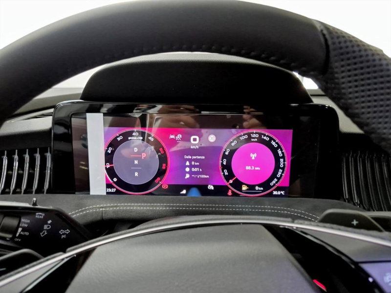 Skoda Superb nuova a Padova (15)