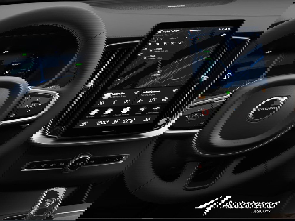 Volvo XC90 usata a Bari (16)