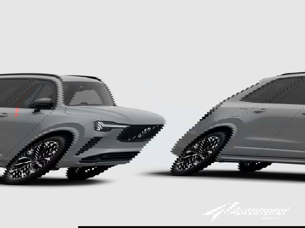 Volvo XC90 usata a Bari (7)