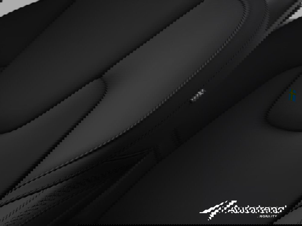 Volvo XC90 usata a Bari (11)