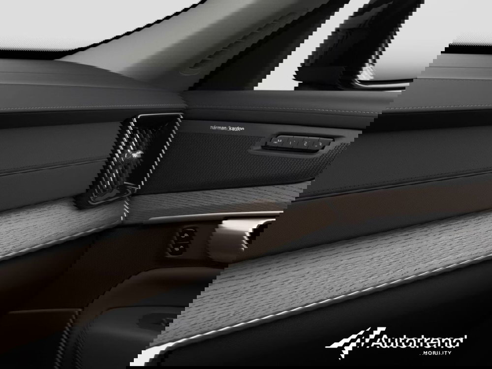 Volvo XC90 usata a Bari (14)