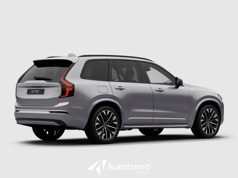 Volvo XC90 usata a Bari (5)