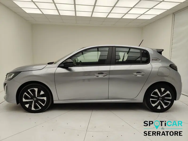 Peugeot 208 usata a Como (19)
