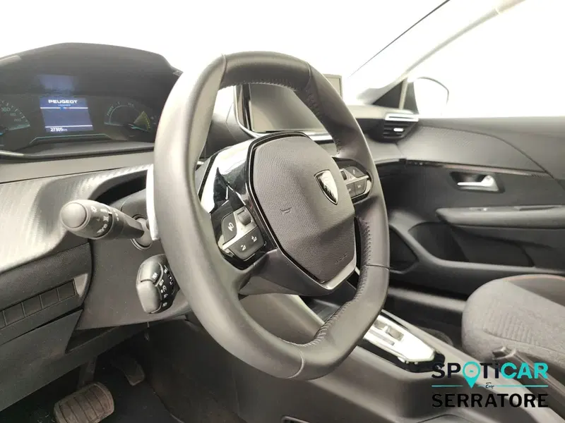 Peugeot 208 usata a Como (9)