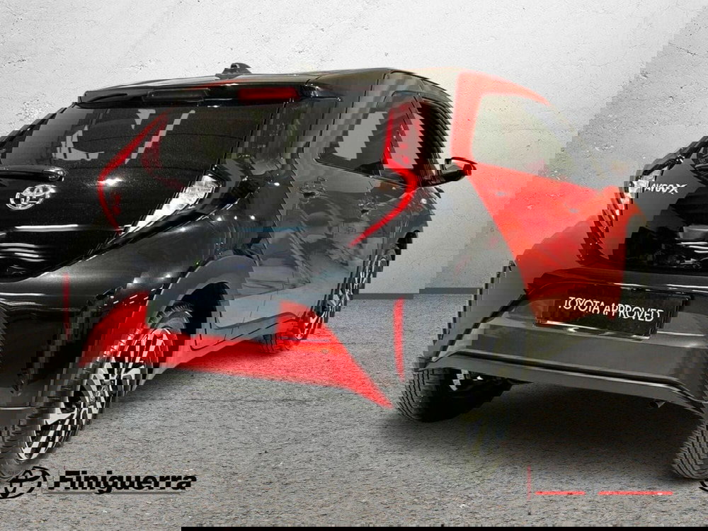 Toyota Aygo X usata a Lecco (5)