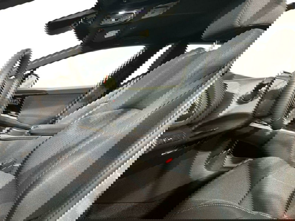 Toyota bZ4X usata a Lecco (10)