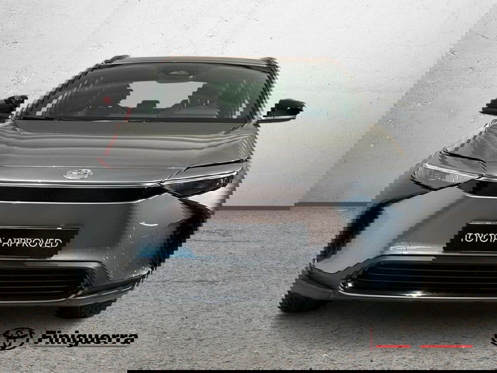 Toyota bZ4X usata a Lecco (2)