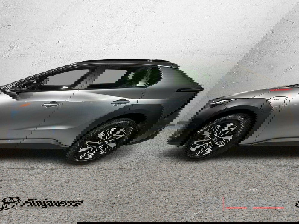 Toyota bZ4X usata a Lecco (6)