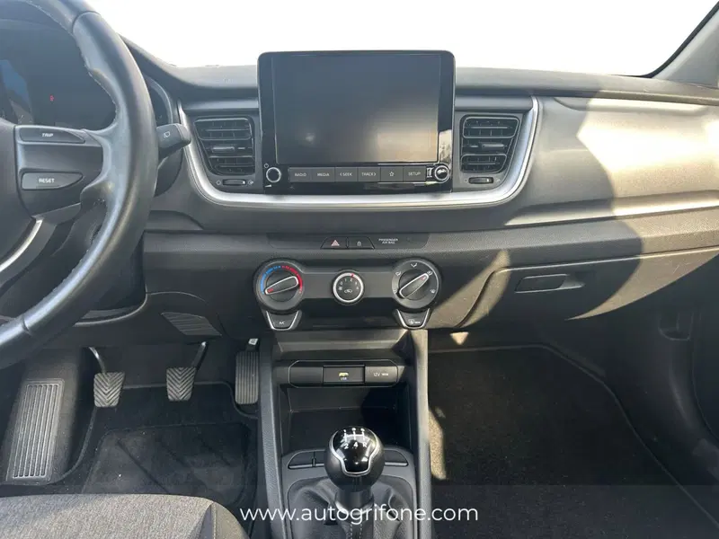 Kia Stonic usata a Modena (11)