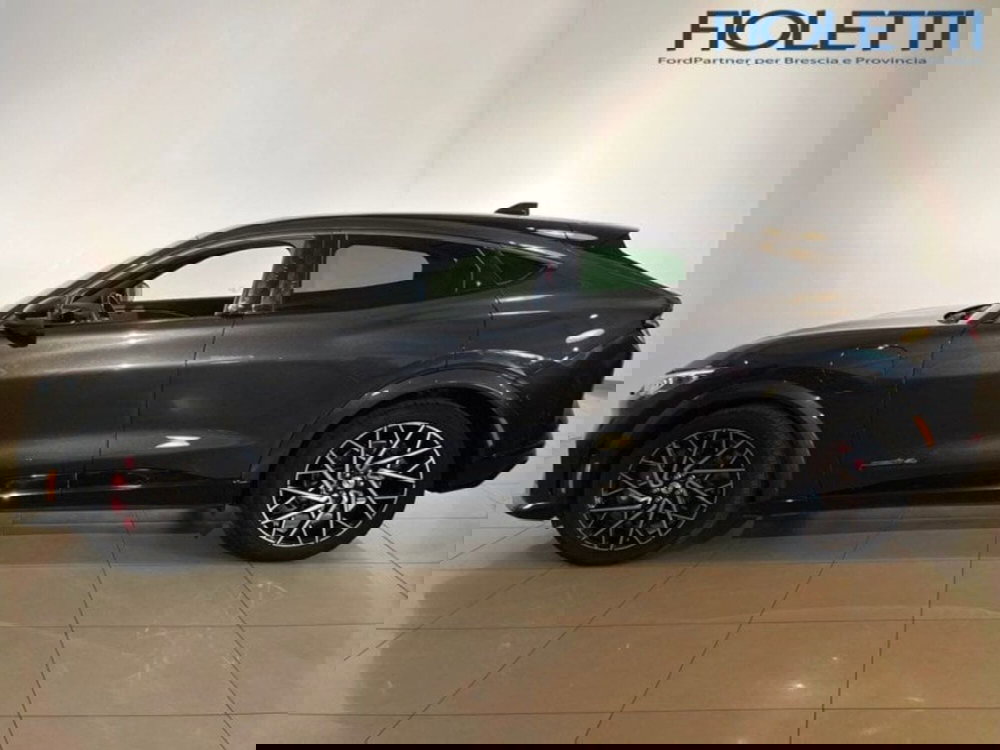 Ford Mustang Mach-E usata a Brescia (4)