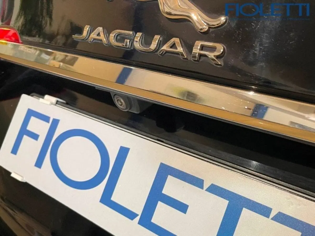 Jaguar XF usata a Brescia (15)