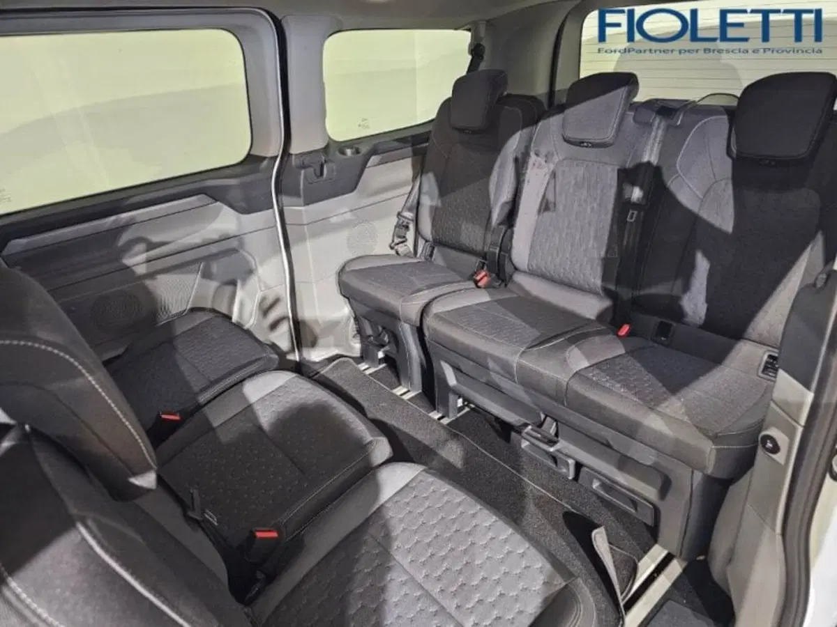 Ford Tourneo Custom usata a Brescia (13)