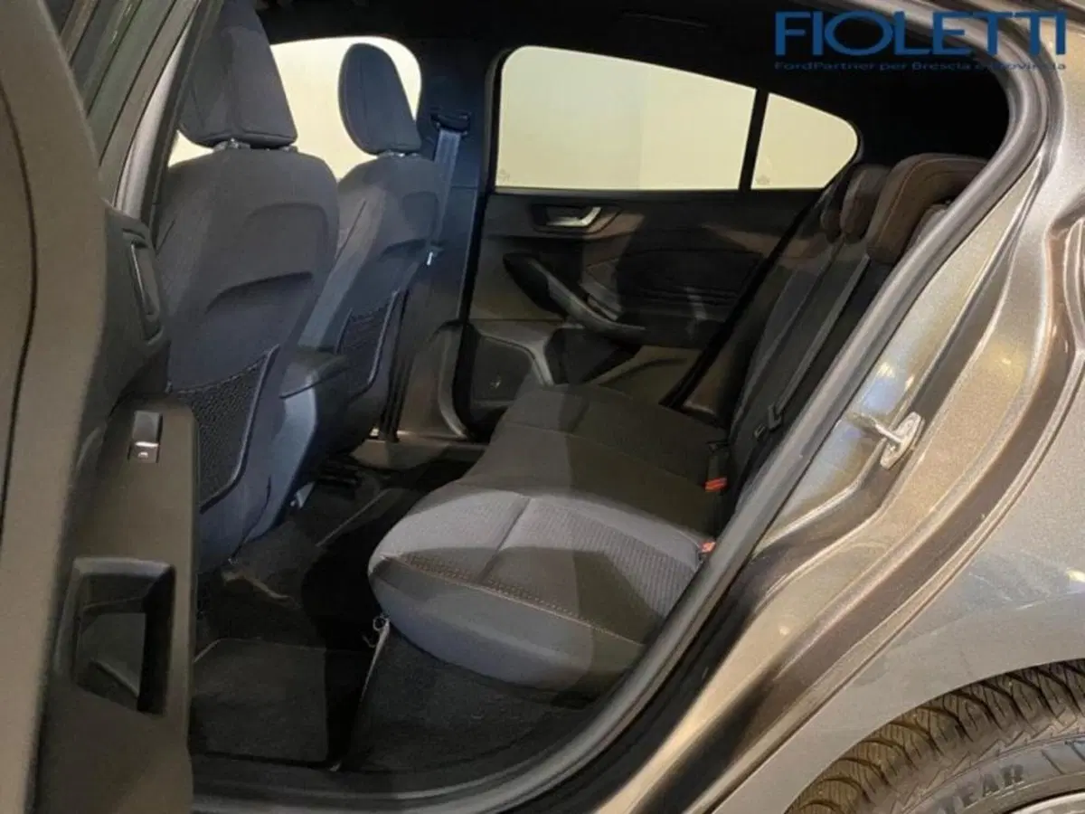 Ford Focus usata a Brescia (9)