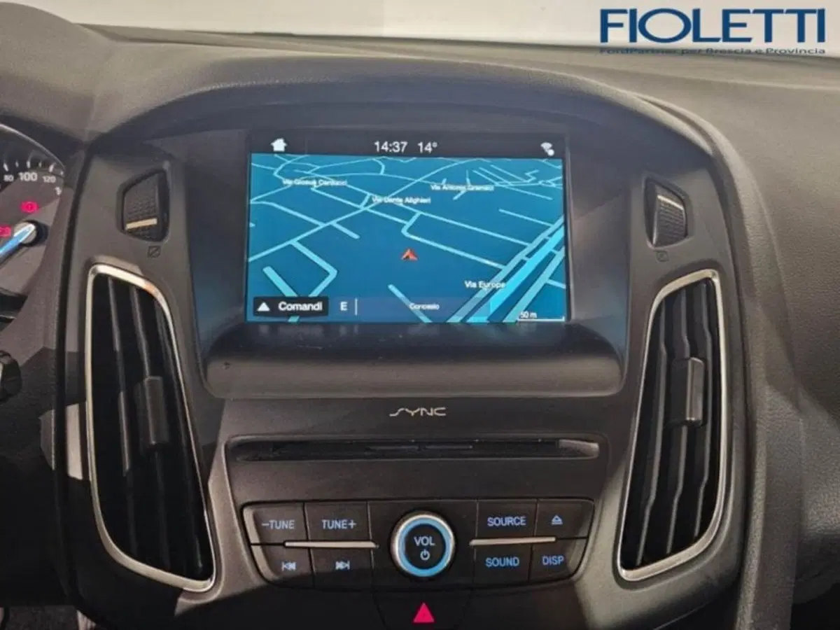Ford Focus Station Wagon usata a Brescia (9)