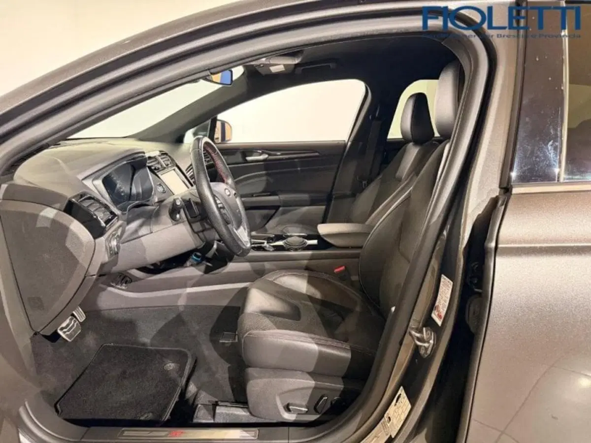 Ford Mondeo Station Wagon usata a Brescia (12)