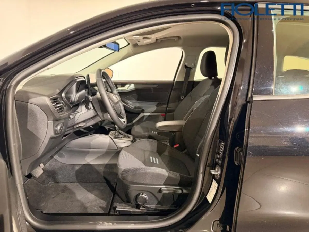 Ford Focus Station Wagon usata a Brescia (11)