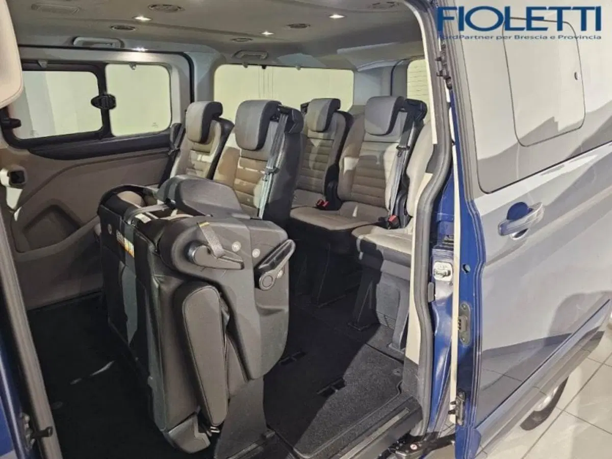 Ford Tourneo Custom usata a Brescia (15)