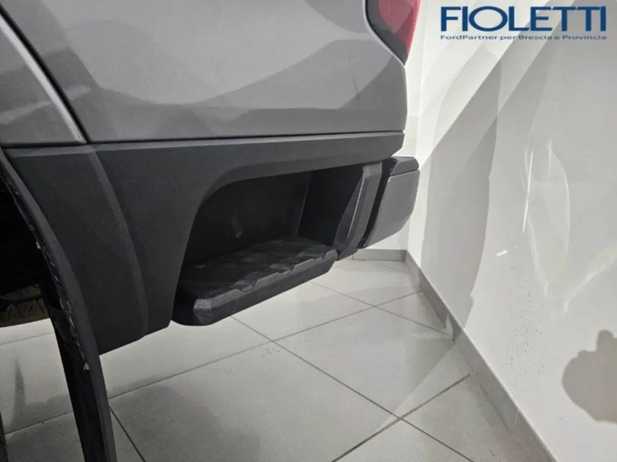 Ford Ranger Pick-up usata a Brescia (15)
