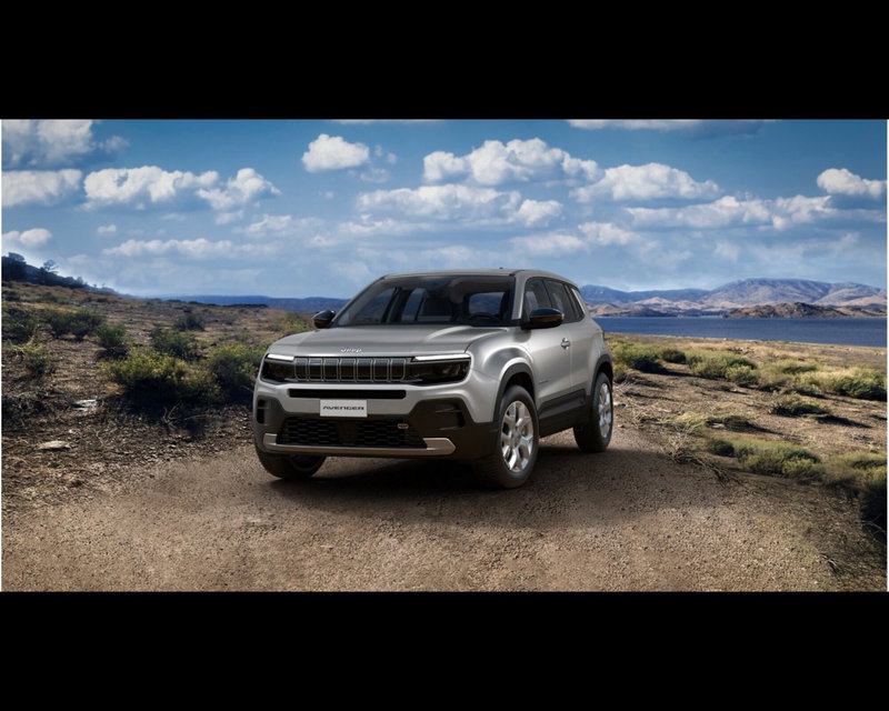 Jeep Avenger nuova a Torino