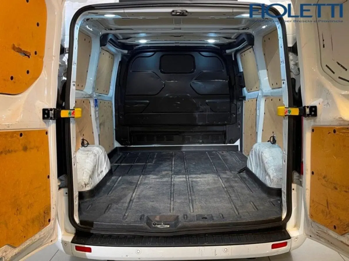 Ford Transit Custom Furgone usata a Brescia (13)