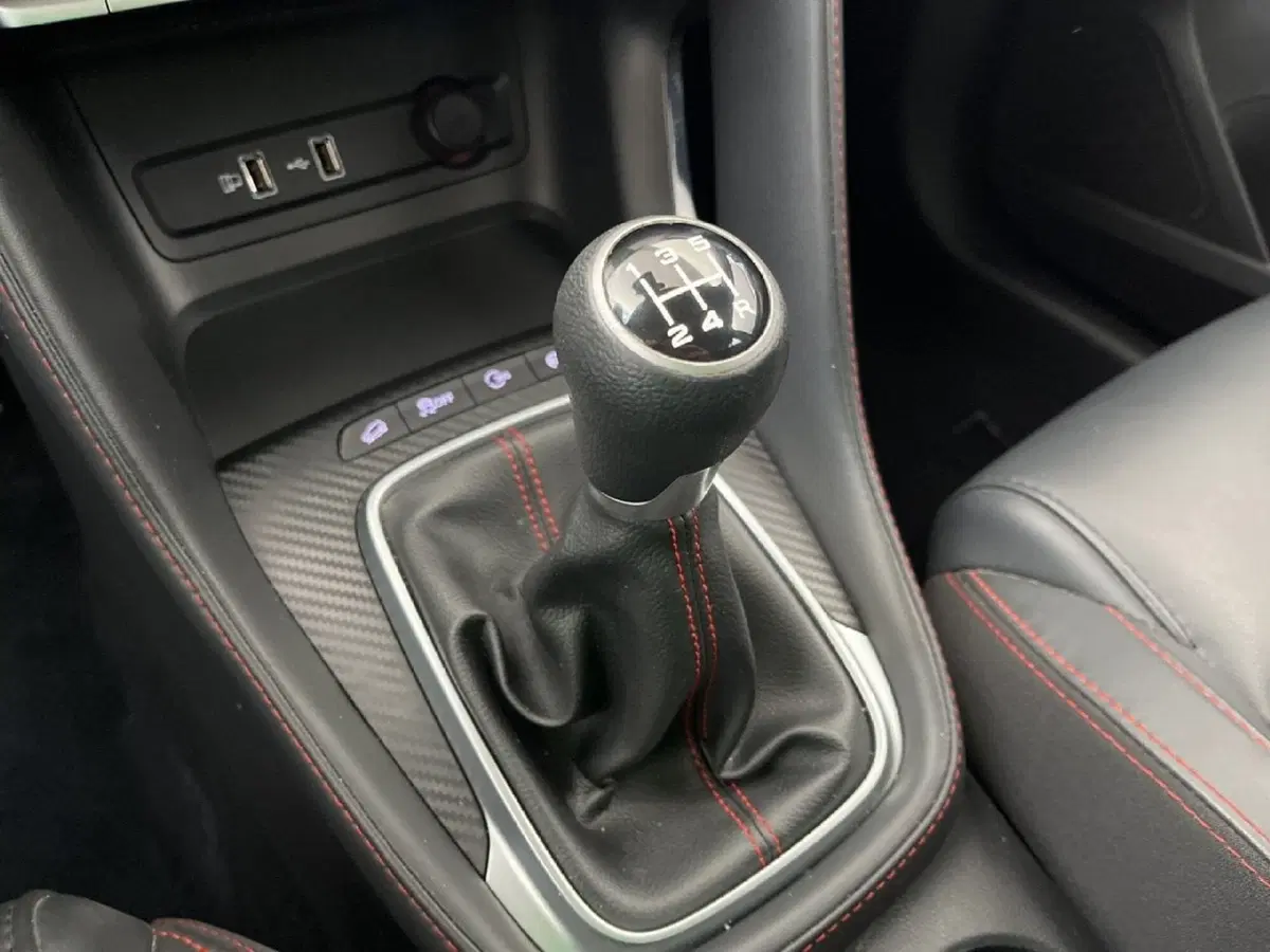 Mg ZS usata a Torino (12)