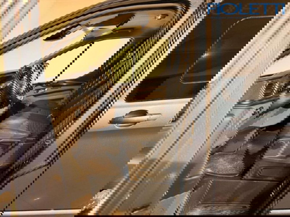 Ford Transit Custom Furgone usata a Brescia (10)