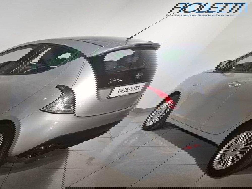 Lancia Ypsilon usata a Brescia (2)