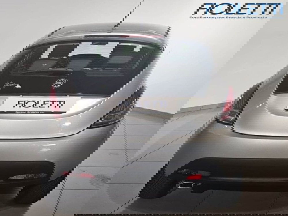 Lancia Ypsilon usata a Brescia (5)
