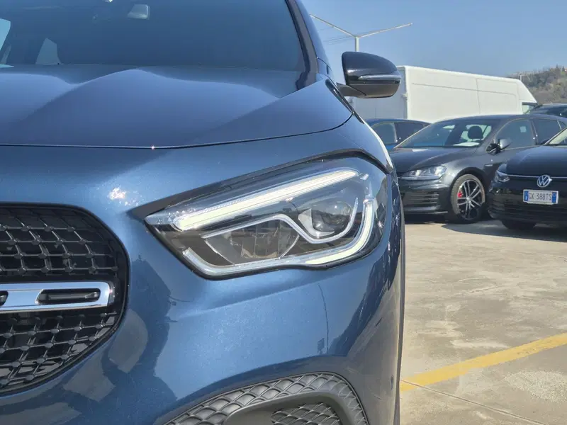 Mercedes-Benz GLA SUV usata  (16)