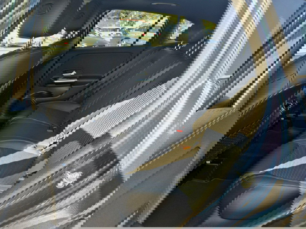 Mercedes-Benz GLA SUV usata  (7)