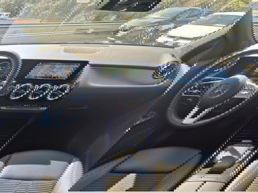 Mercedes-Benz GLA SUV usata  (8)