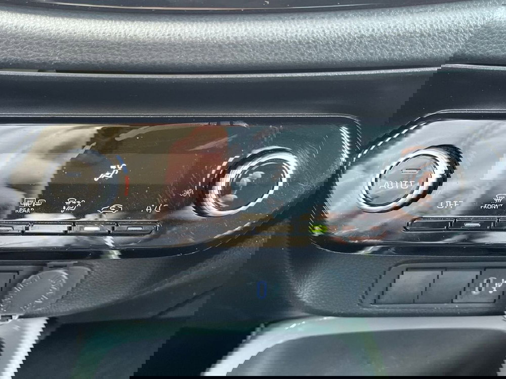 Toyota Aygo X usata a Ragusa (15)