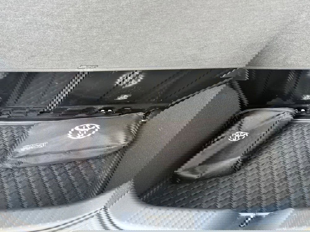 Toyota Aygo X usata a Ragusa (6)