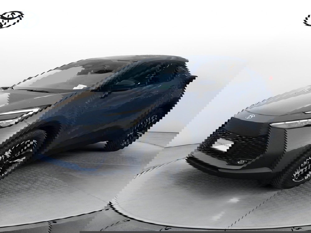 Toyota Toyota C-HR nuova a Treviso