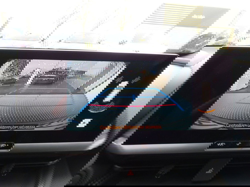 Toyota Toyota C-HR nuova a Treviso (17)