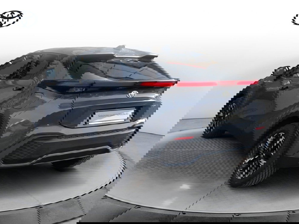 Toyota Toyota C-HR nuova a Treviso (5)