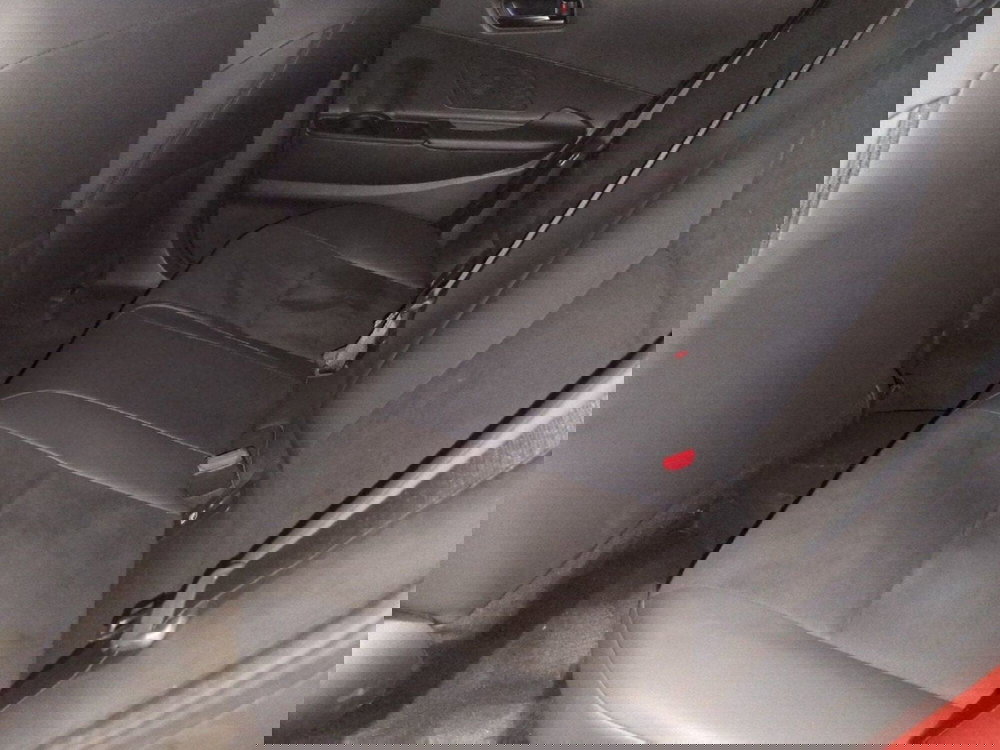 Toyota Toyota C-HR usata a Milano (10)