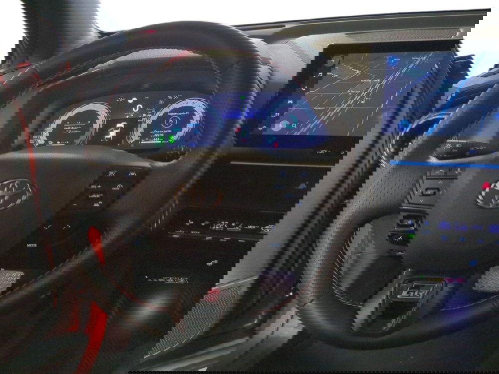 Toyota Toyota C-HR usata a Milano (13)