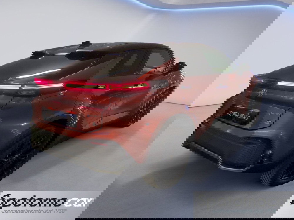 Toyota Toyota C-HR usata a Milano (6)