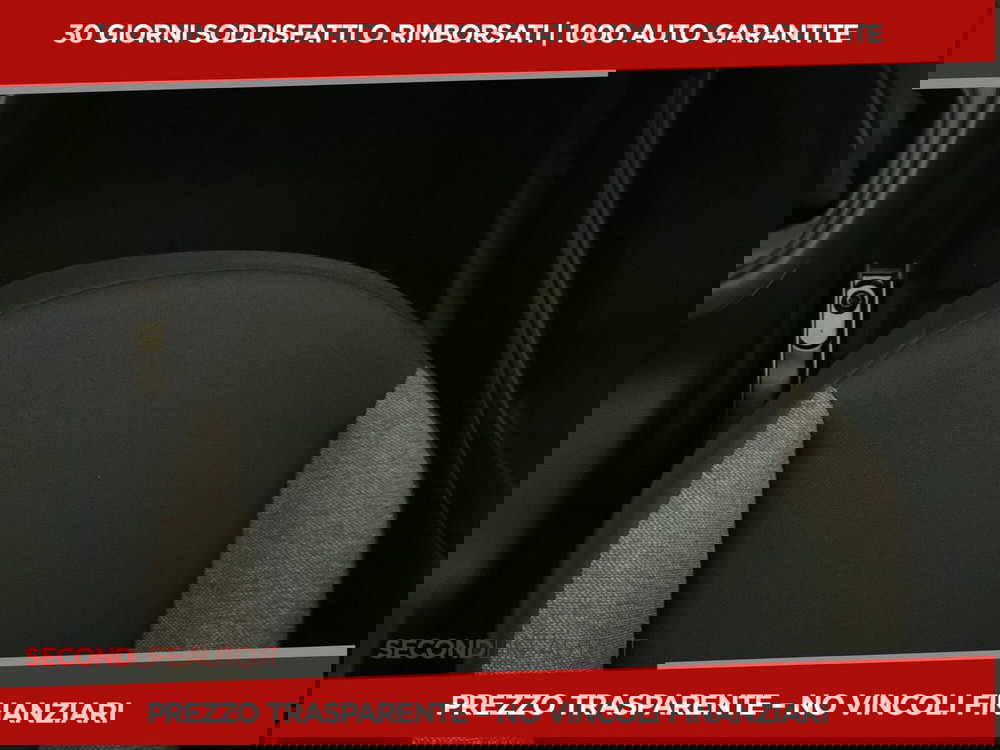 Toyota Aygo X nuova a Chieti (19)