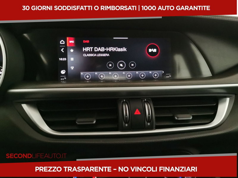 Alfa Romeo Stelvio usata a Chieti (15)