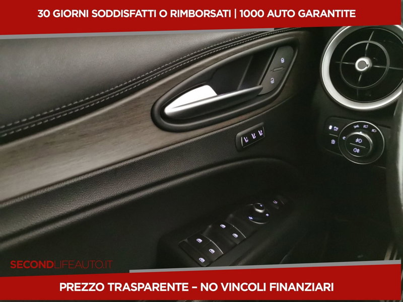 Alfa Romeo Stelvio usata a Chieti (18)