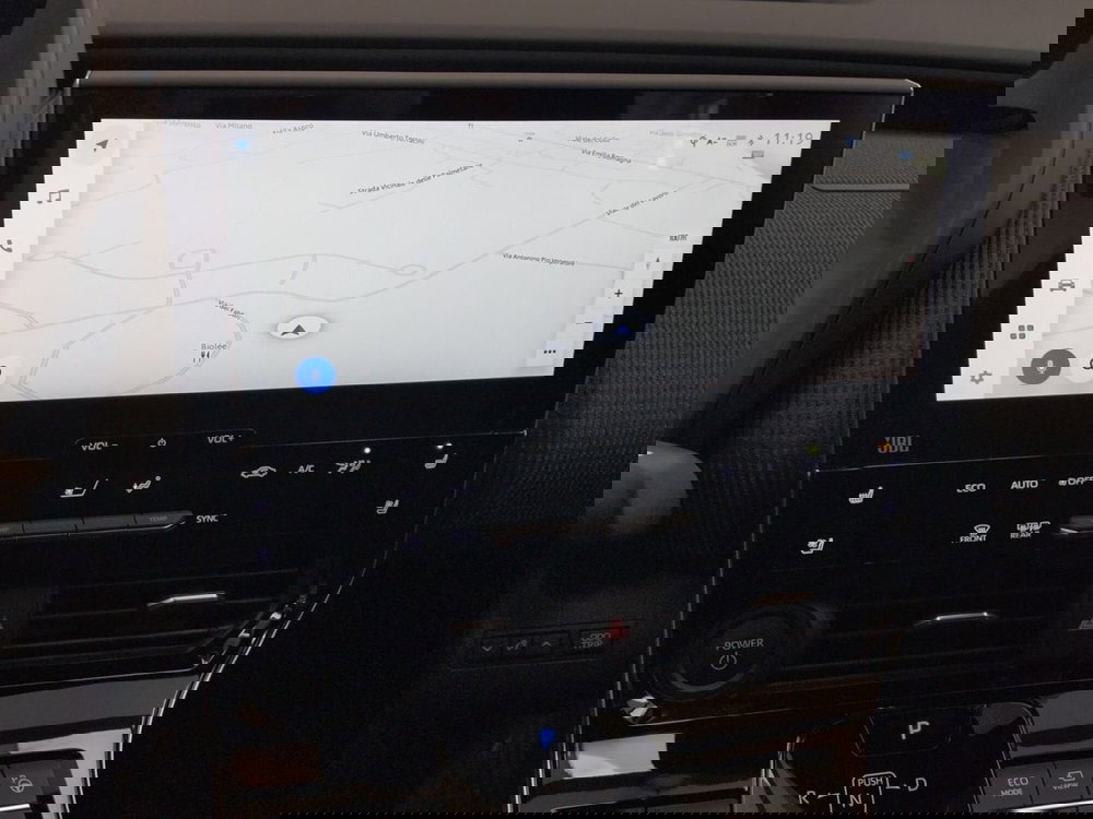 Toyota bZ4X usata a Roma (10)