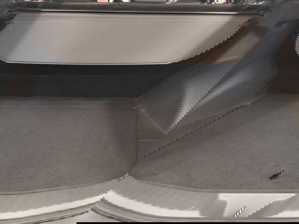 Toyota bZ4X usata a Roma (6)